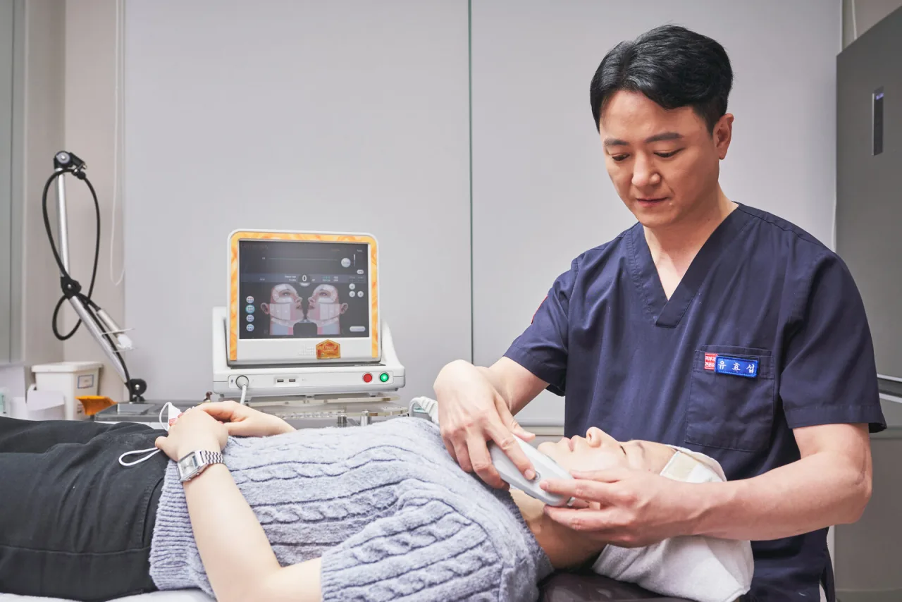 At WELLS Clinic in Apgujeong, Seoul