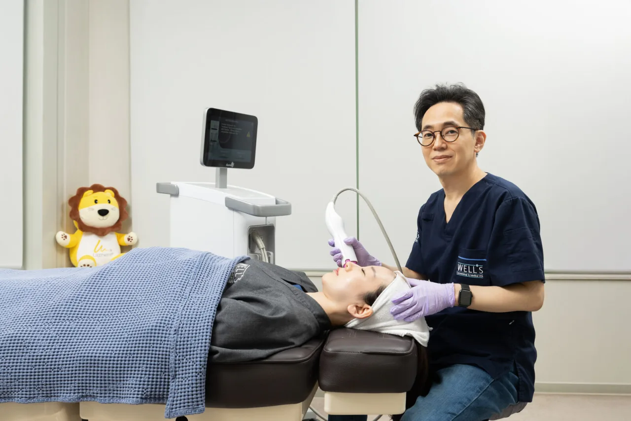 WELLS Clinic in Apgujeong, Seoul
