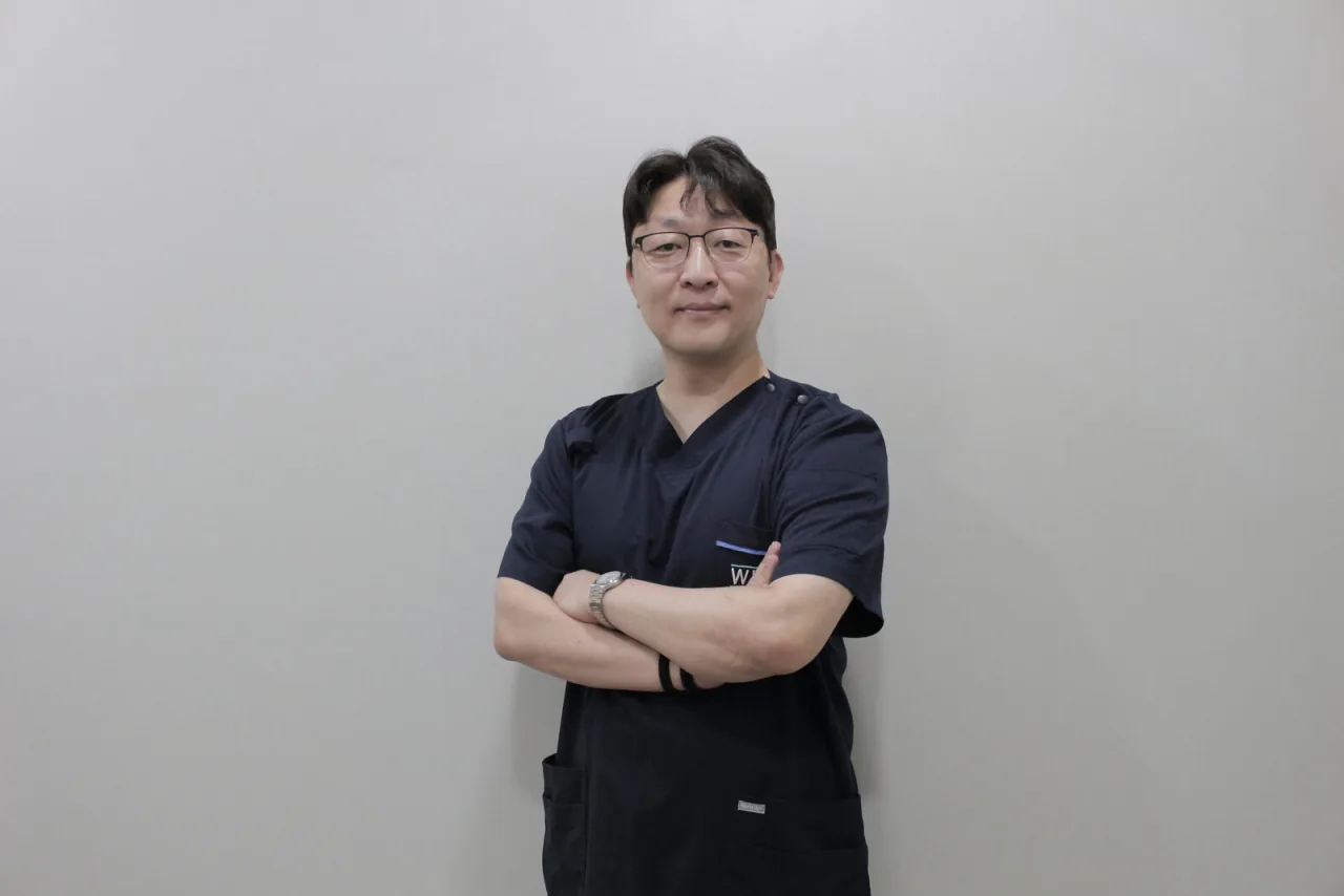 Photo from WELLS Clinic, Apgujeong