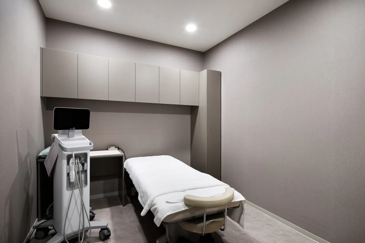 WELLS Clinic in Apgujeong, where Seoul dermal filler cost is planned with a dermatologist